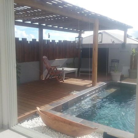Maison Tonga Piscine Jaccuzi แซ็ง-ปีแยร์ ภายนอก รูปภาพ