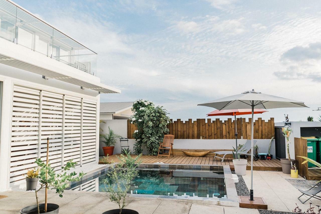 Maison Tonga Piscine Jaccuzi แซ็ง-ปีแยร์ ภายนอก รูปภาพ