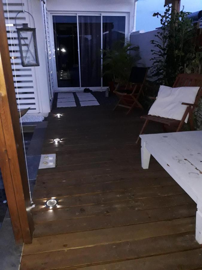 Maison Tonga Piscine Jaccuzi แซ็ง-ปีแยร์ ภายนอก รูปภาพ